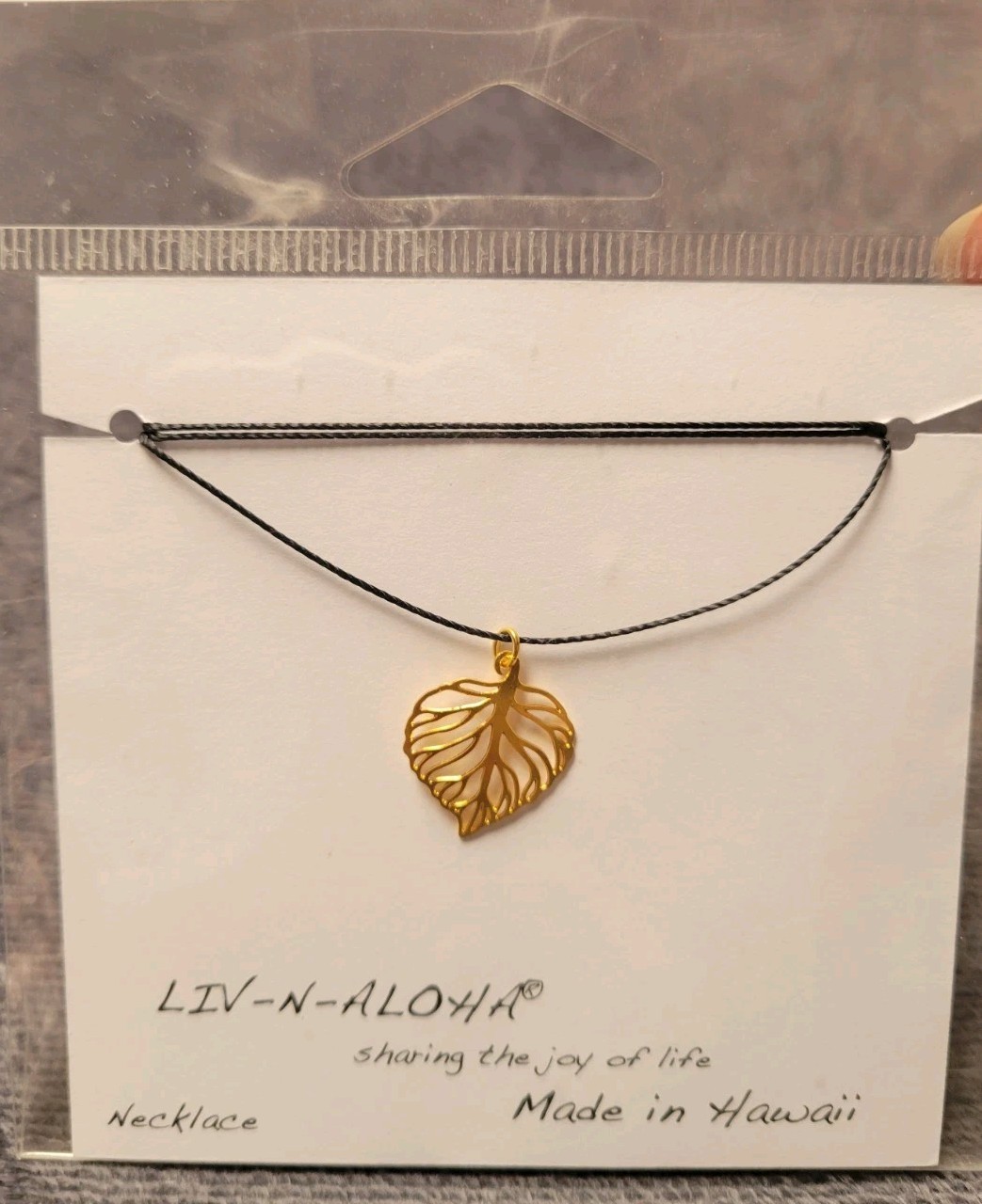 LIV-N-ALOHA 18K Gold Dipped Brass Leaf Pendant & Cord Necklace 17″ Hawaii Unisex
