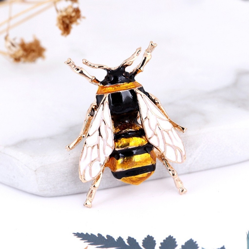 VINTAGE BUMBLE HONEY BEE INSECT BUG BROOCH PIN~MOTHERS DAY GARDENER GIFT FOR MOM