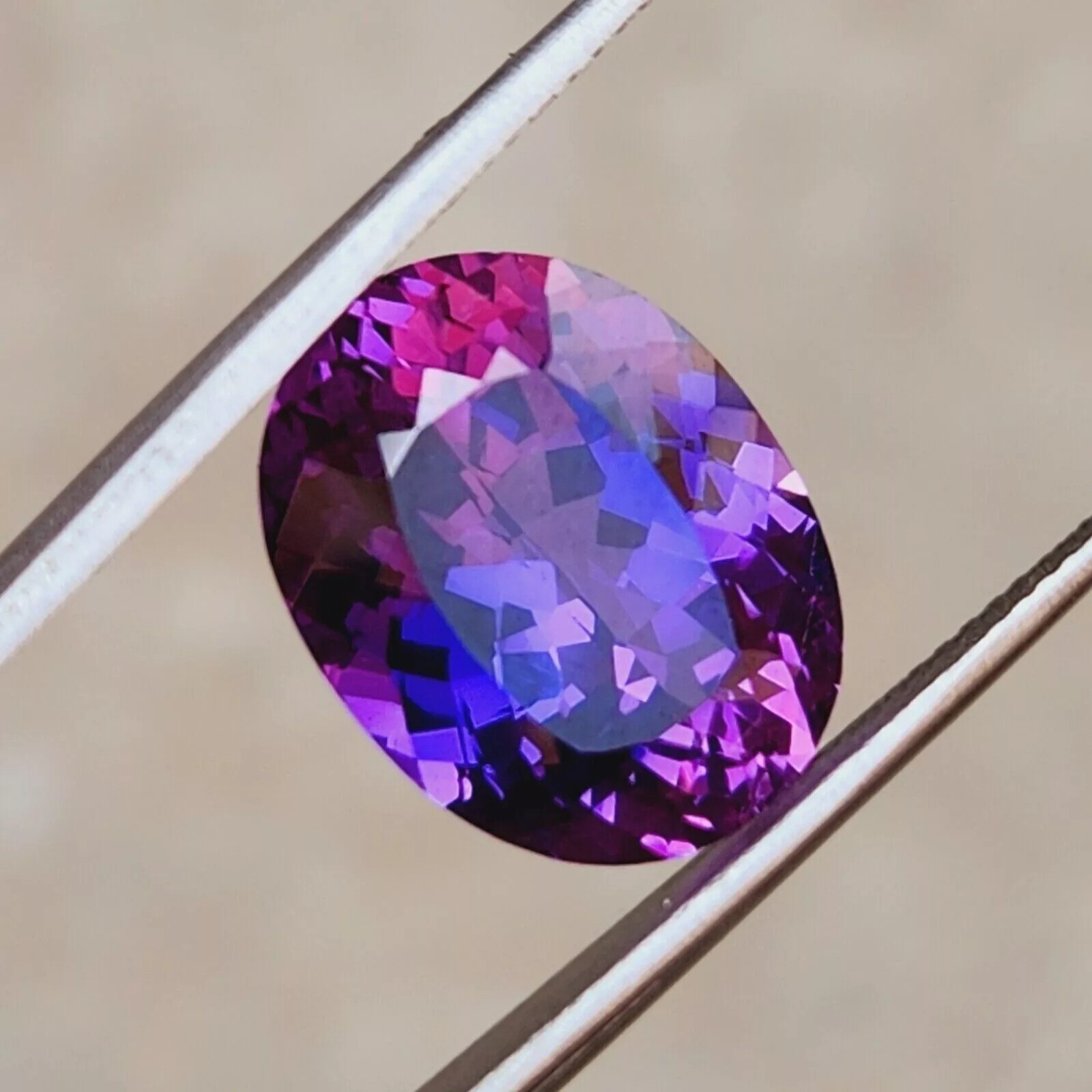 Oval Cut Natural Ceylon Purple Pink Sapphire 10-11Ct Certified Loose Gemstone