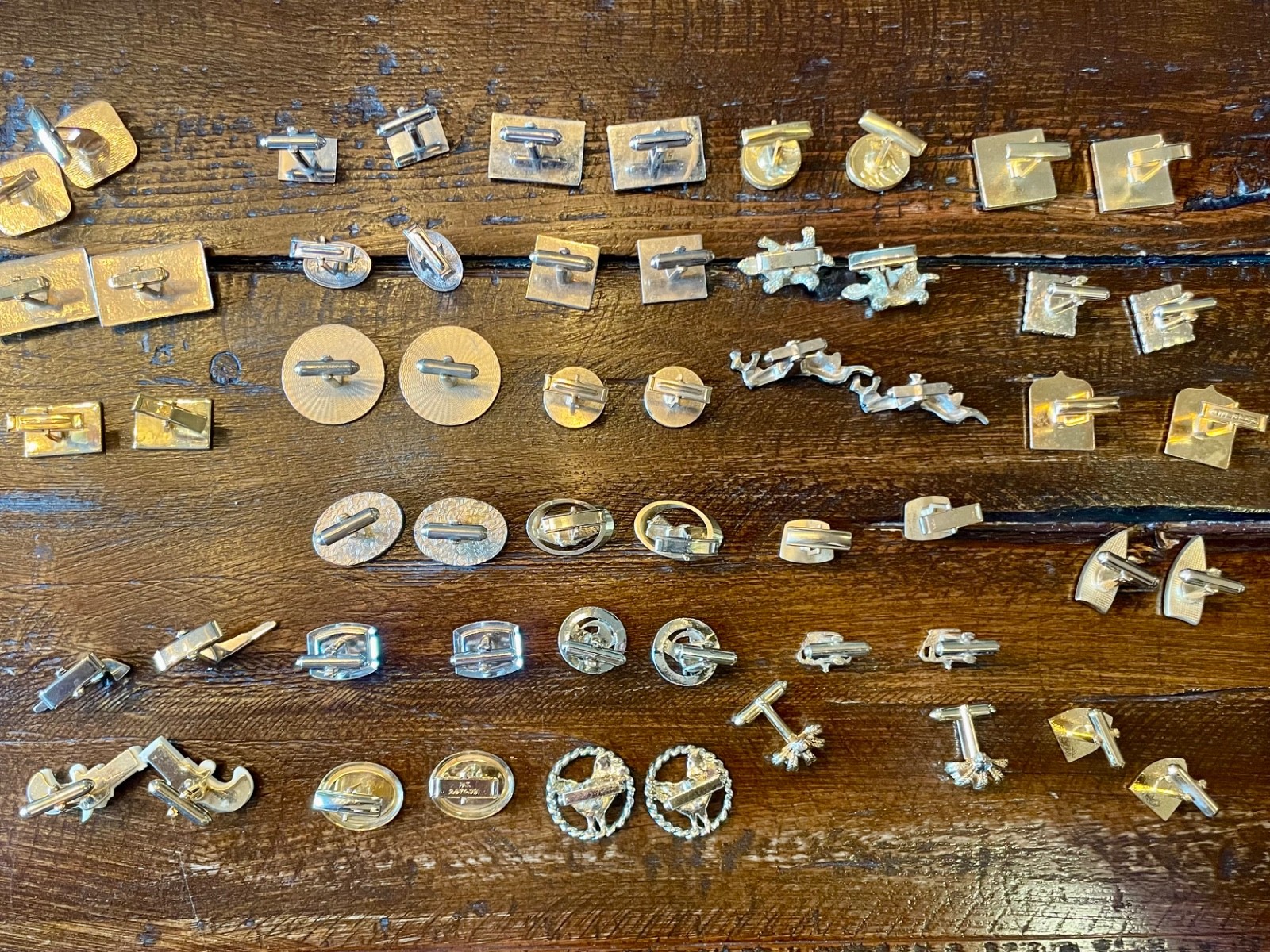 Lot 28 Cufflink Pairs Travel Transport Animals Crown Crest Guns Mid Century Mod