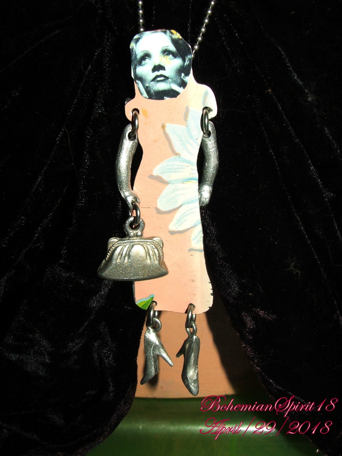 VINTAGE MARLENE DIETRICH CUT OUT METAL MOVEABLE PENDENT ARTISAN PIN/NECKLACE