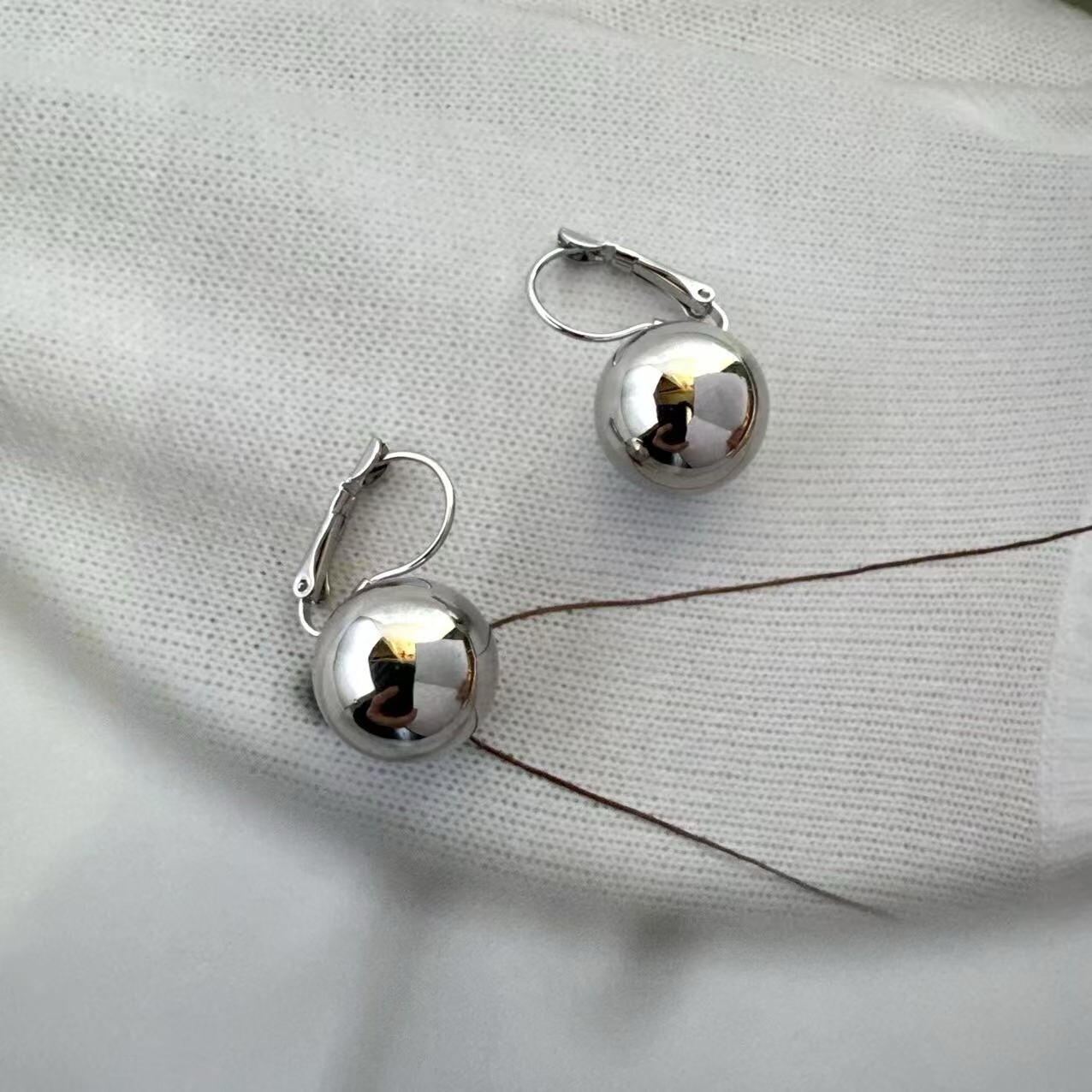 Metal Sliver Ball Dangle Drop Earrings for Women