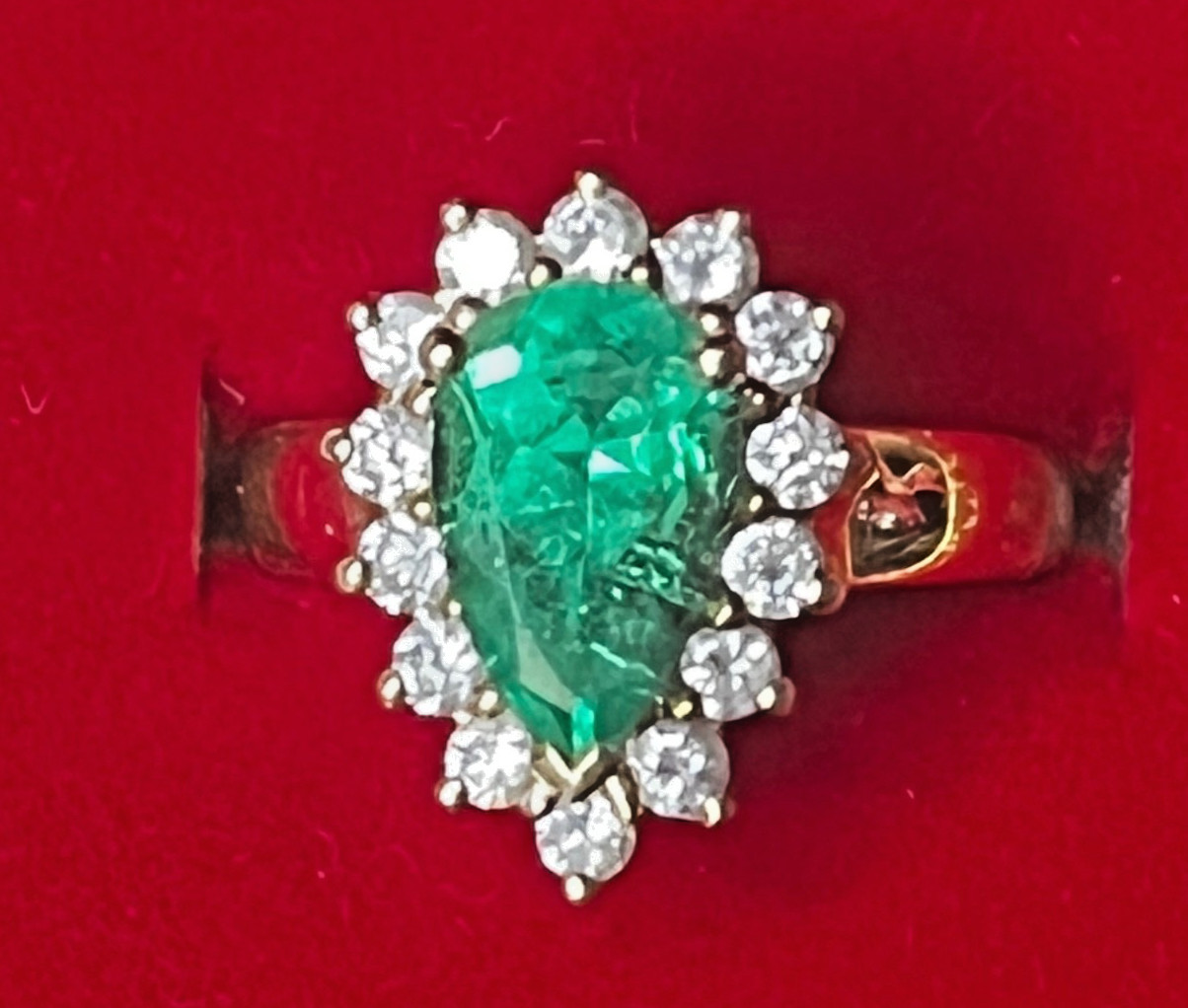 GIA Certified 2.56ct Columbian Natural Emerald and Diamond 14k Yellow Gold Ring