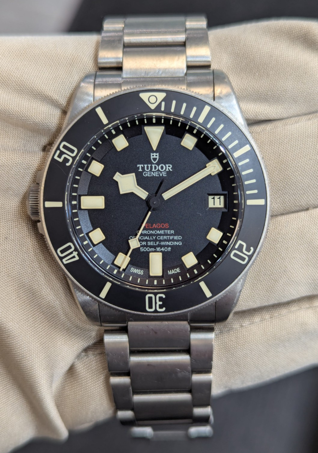 *Full Set* Tudor Pelagos Titanium Left Crown 42mm Men’s Watch M25610TNL-0001