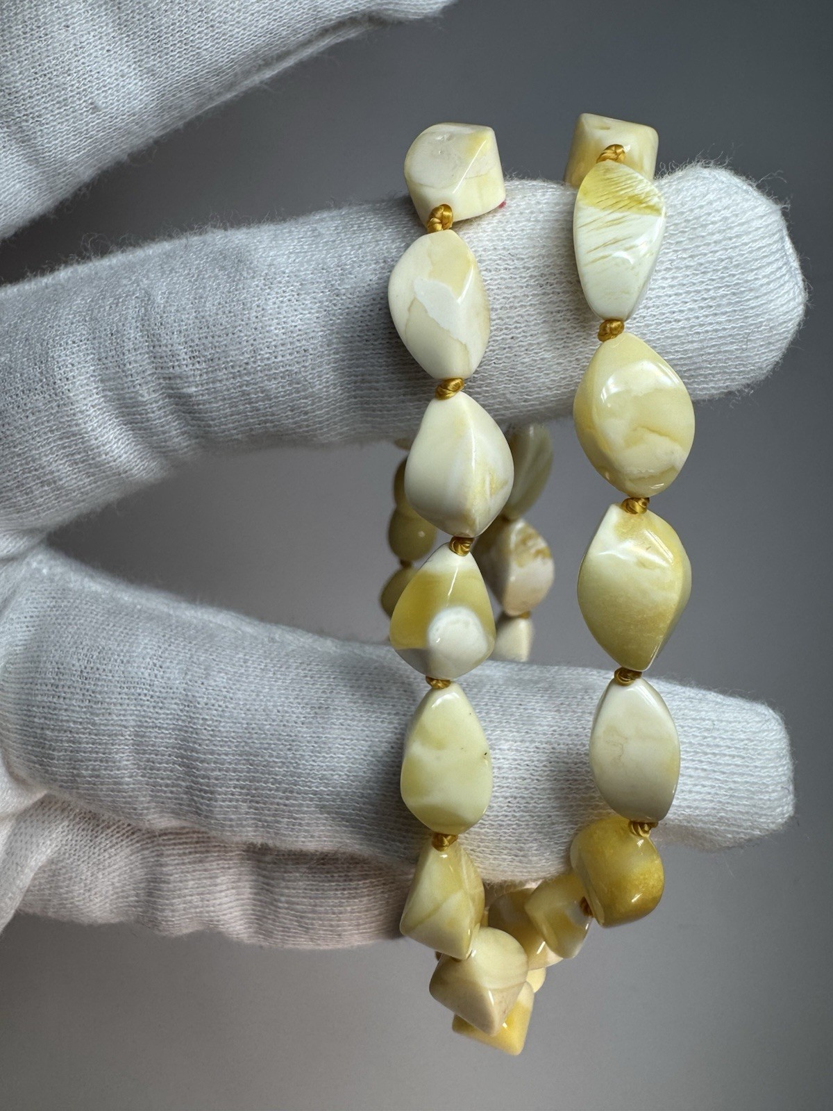Natural Baltic Amber Bead Necklace – Rare White Milky Amber – 10.5g – 46cm