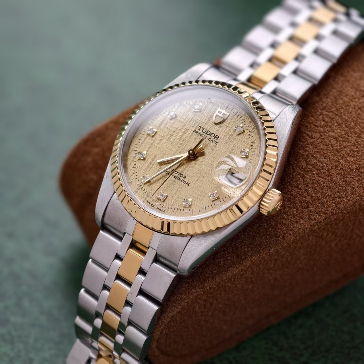 Tudor 10 Graph scale Champagne Dial Prince Date 74033 Men’s Watch Automatic 34mm
