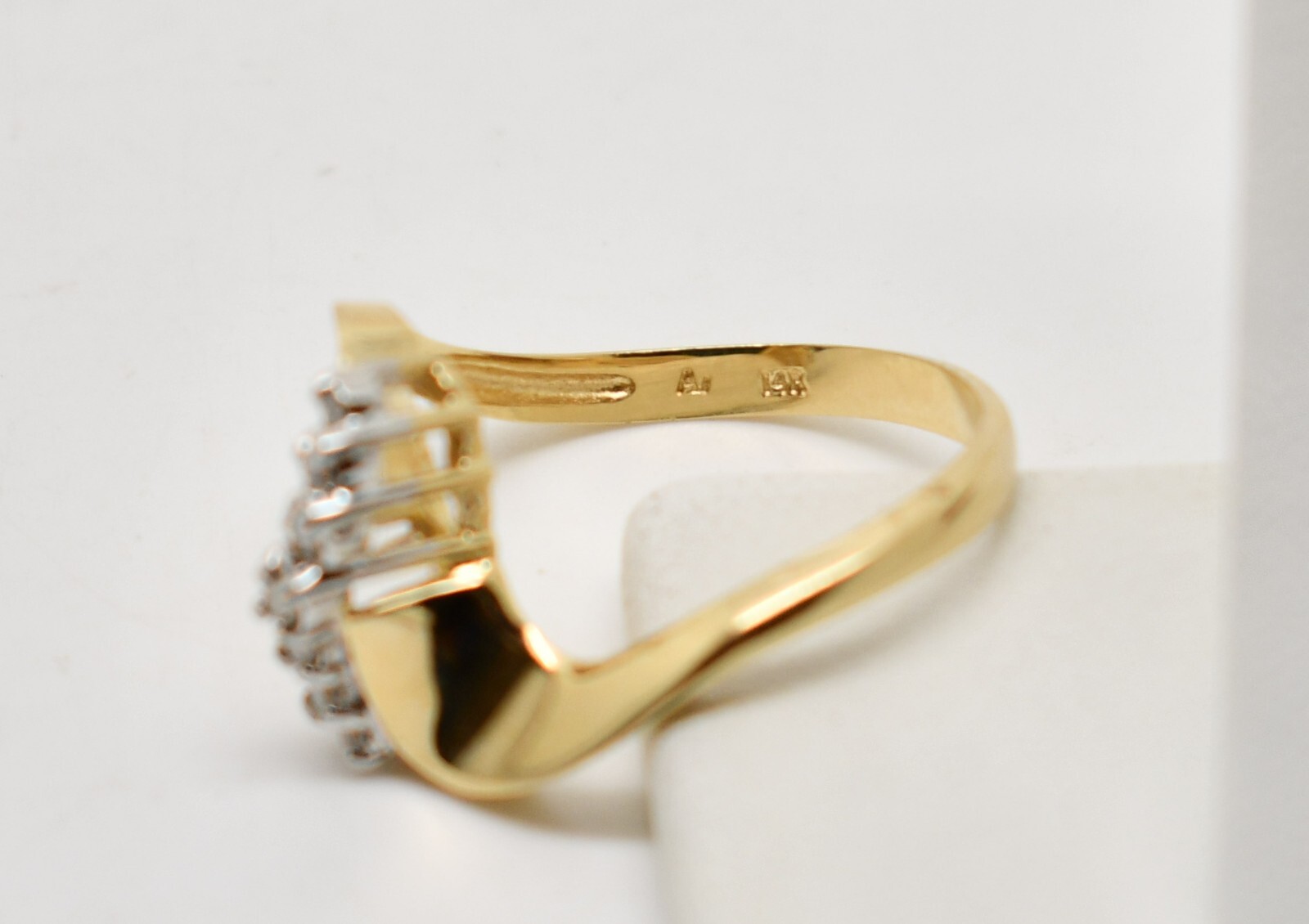 14K Yellow Gold Fancy Curved Diamond Ring 0.07 CT 7.0 GOLD-2931