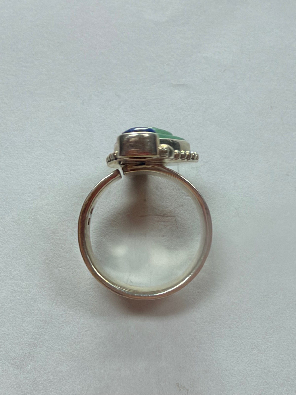 Sajen Sterling Silver Ring (Size 10) with Translucent Jade Stone [076DUW]