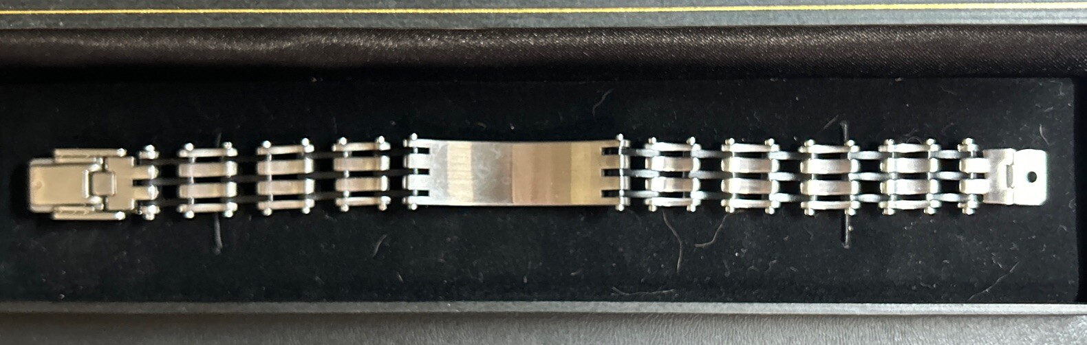 Italian Bracelet Stainless Steel WITH CASE NEW NEVER WORN 8 INCHES