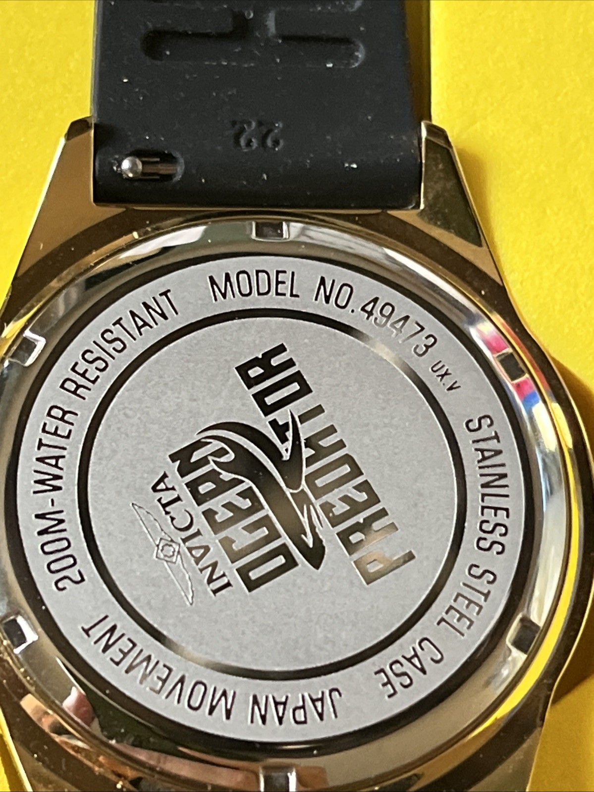 Invicta Ocean Predator Watch w Interchangeable Silicone Strap Set Gold Case