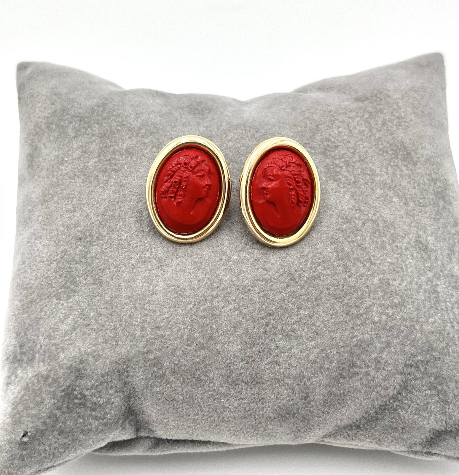 16mm Red Coral Paste 14kt Gold Cameo Earrings – Vintage Handmade