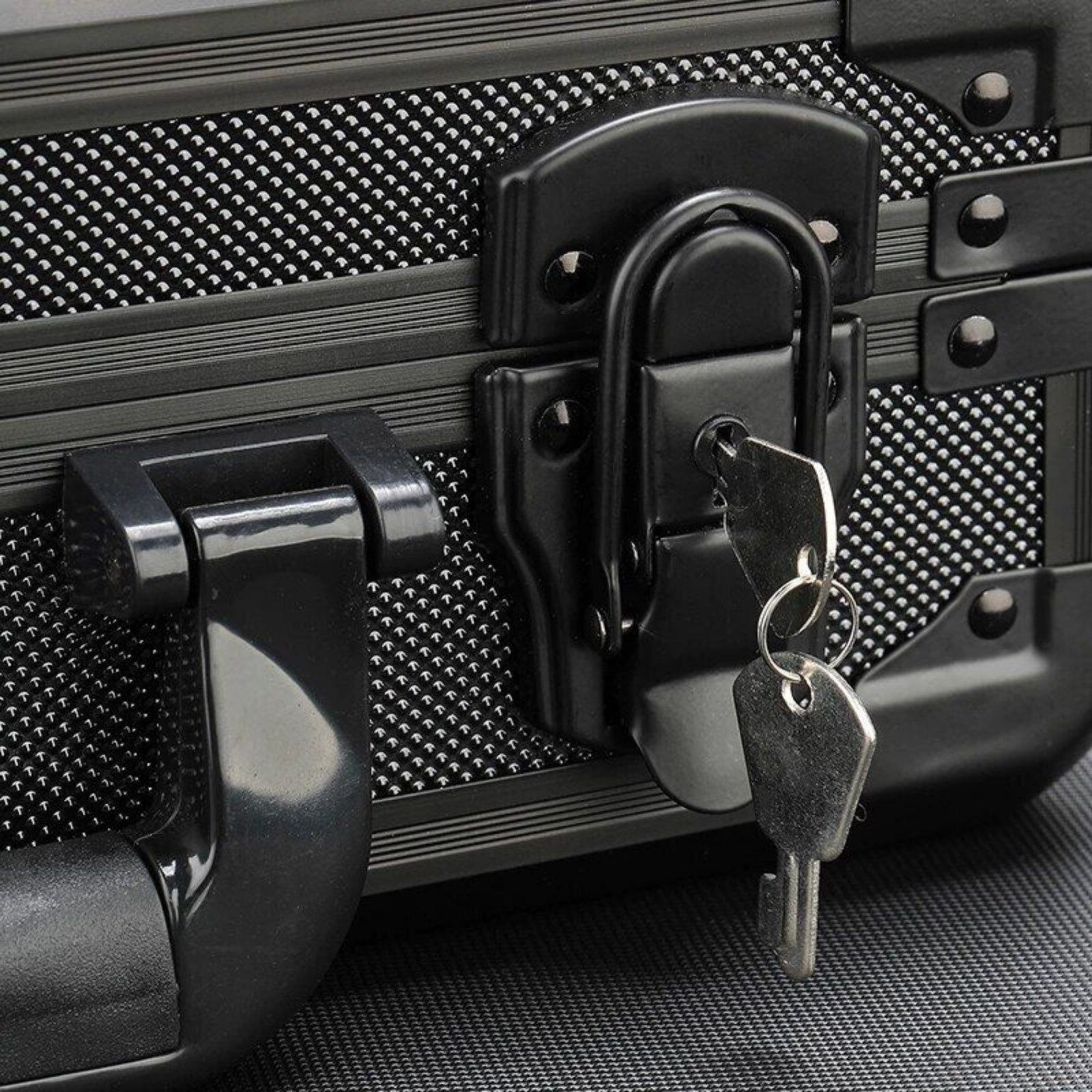 Watch Boxes 18 or 24 Slots Black Aluminum Briefcase with Lock for Mens Watches