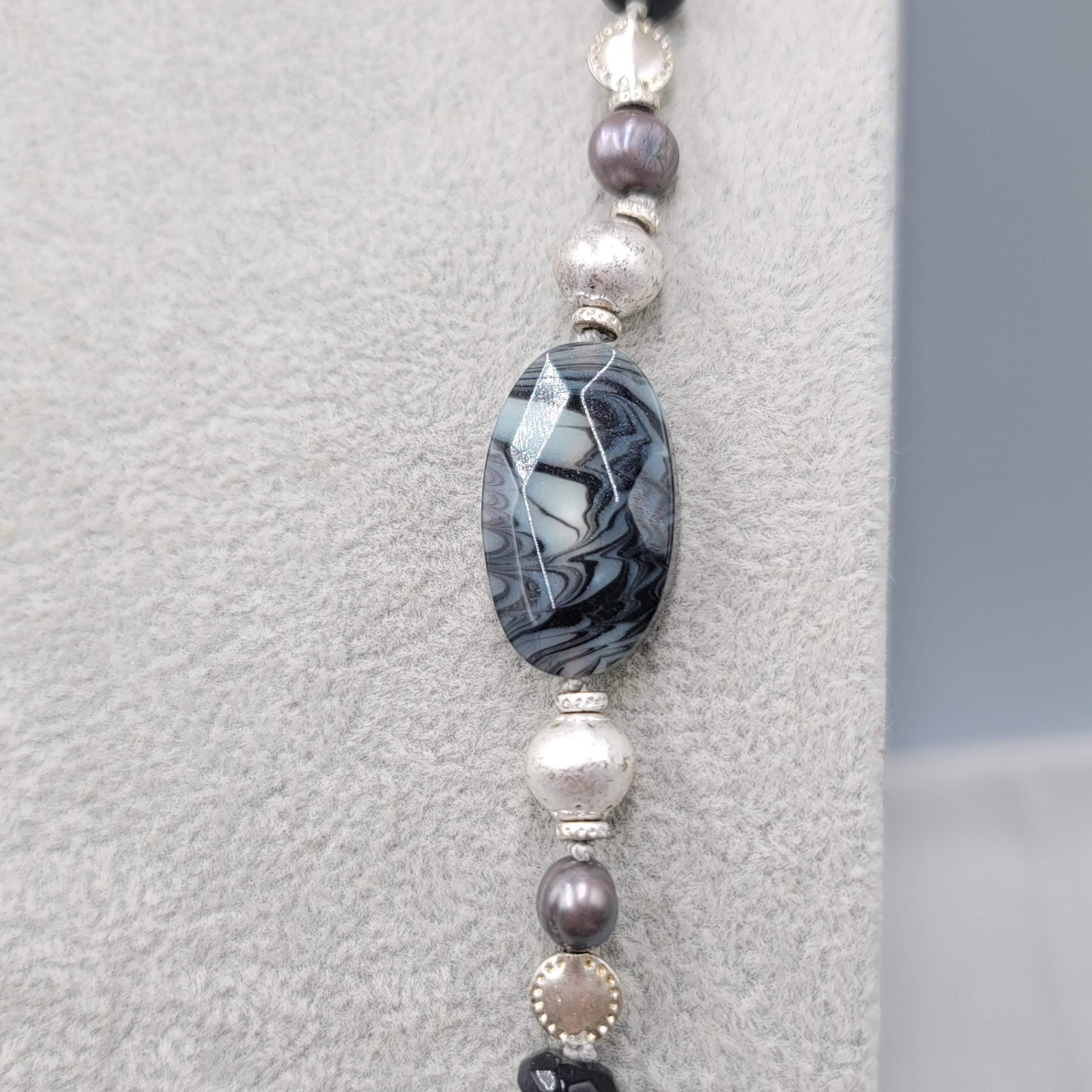 Black Gray White Beaded Necklace Silver tone Links Long 30 in