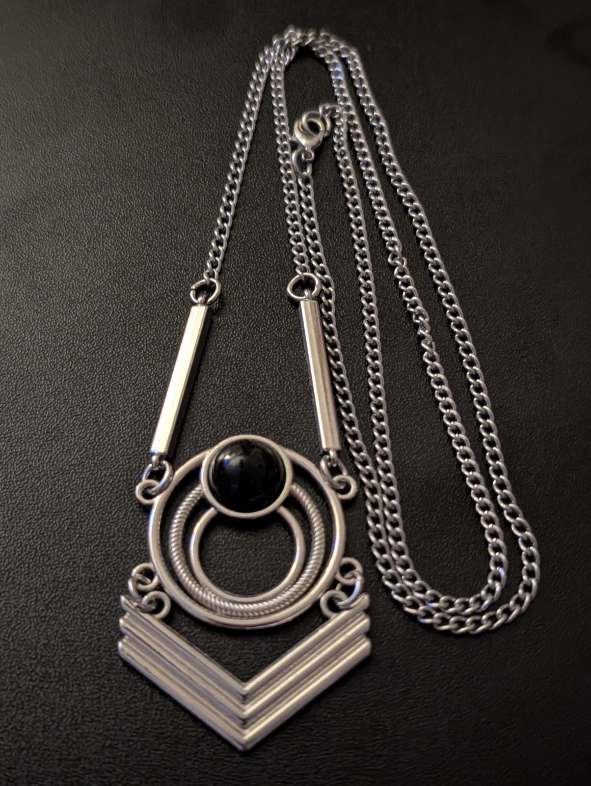 Vintage Art Deco Geometric Chevron Pendant Necklace Silver Tone Black Onyx Style