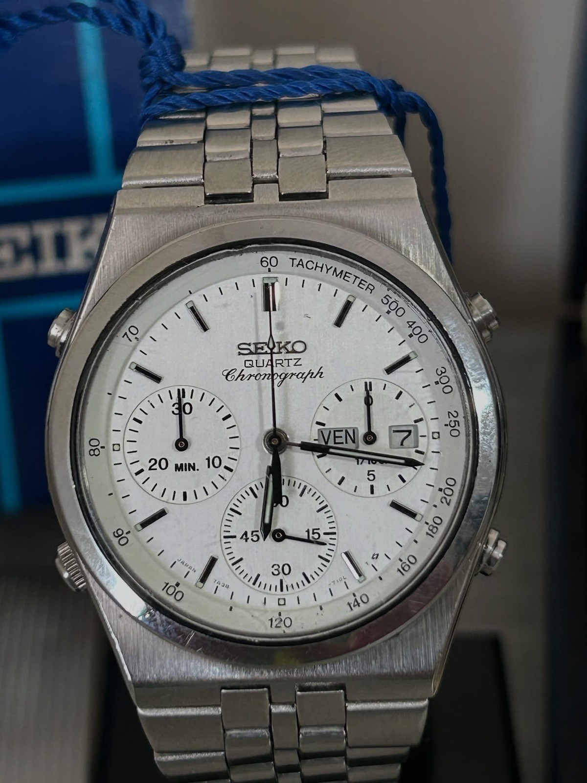 seiko vintage quartz chronograph