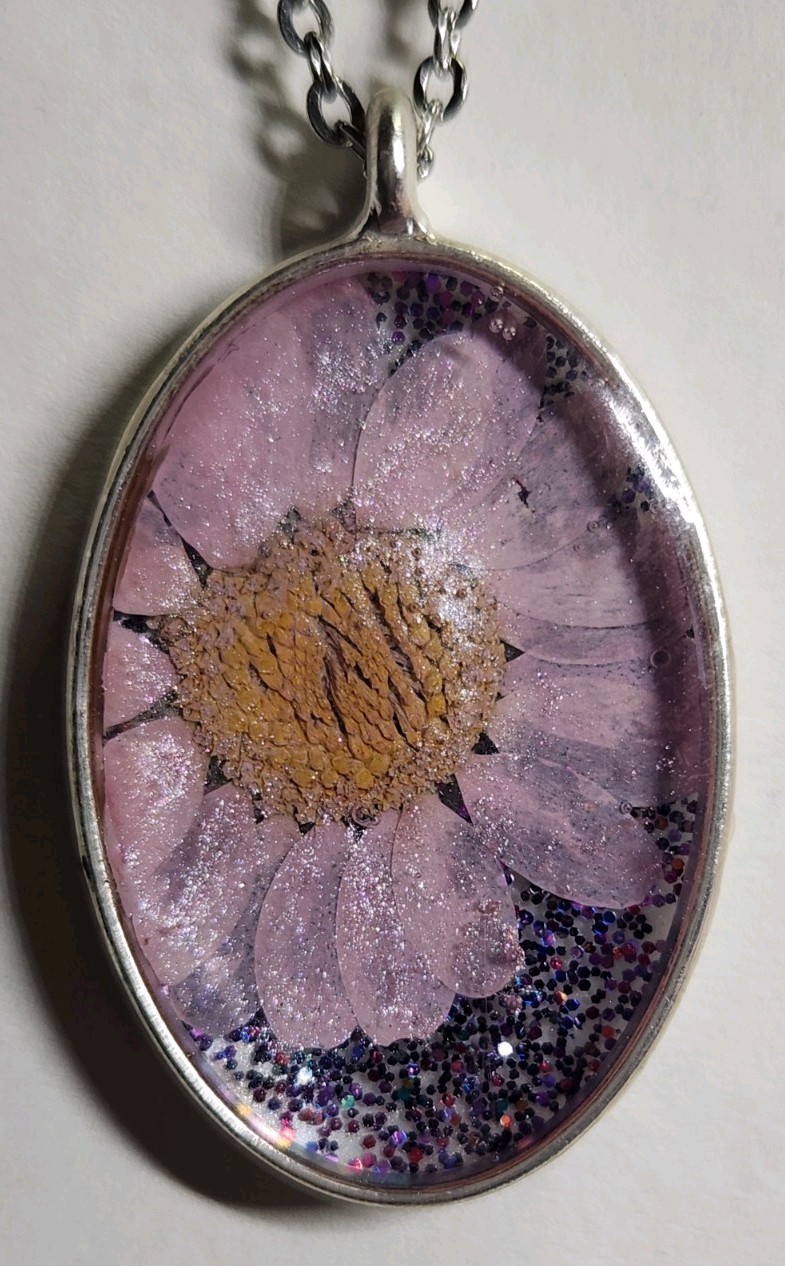 Handmade Resin Necklace – Stainless Steel Chain – Real Pressed Flower