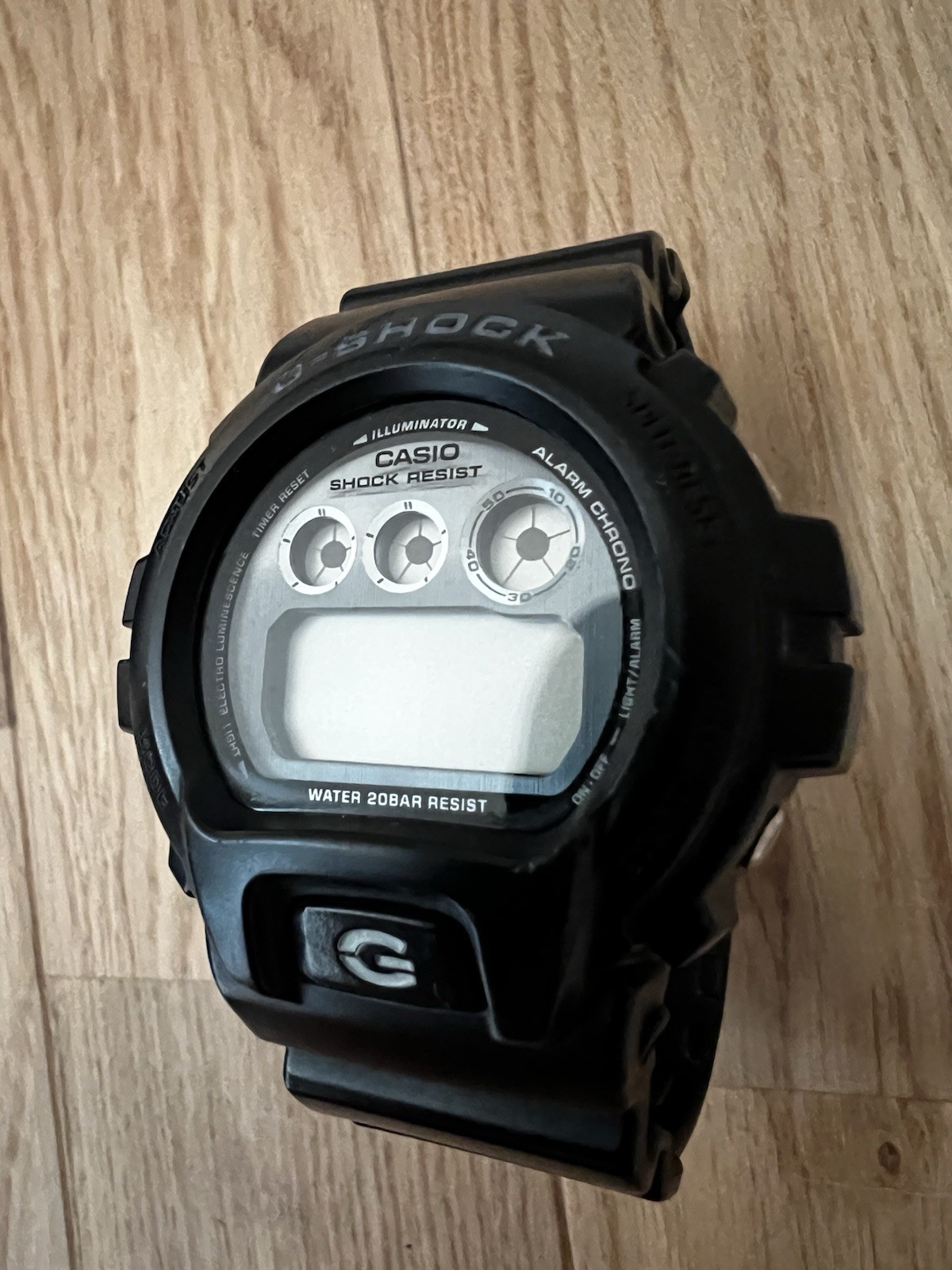 Pre-Owned Casio G-Shock DW-6900 Black Digital Watch – Box & Manual Included