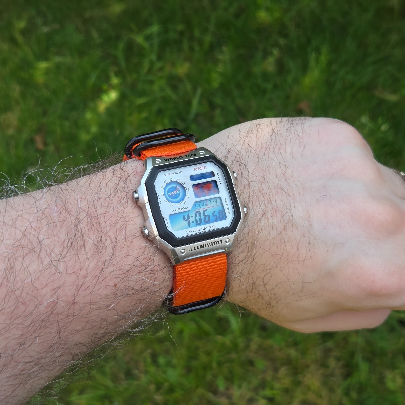 New Casio Royale AE1200 Mod – NASA Royale (Gradient Hydromod)