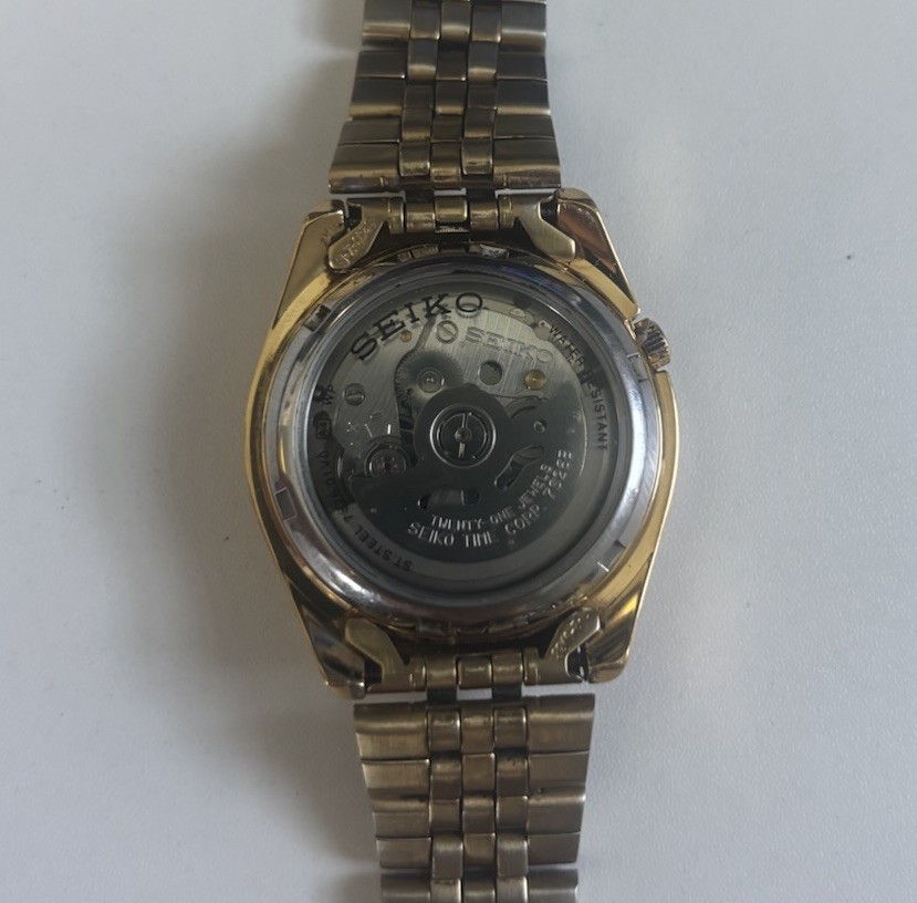 Seiko 5 Automatic 21 Jewels 7S26-01V0 All-Gold Model Day Date Men’s Watch 30 MM