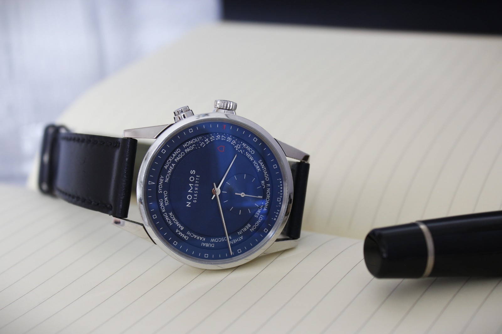 NOMOS Zürich Weltzeit Worldtimer 807 Steel 2019 Full Set B&P 6-Month Warranty