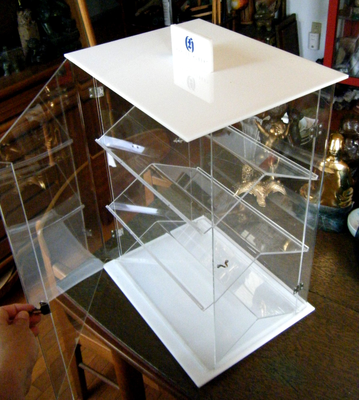 Vintage Charles Hubert Paris Rotating Countertop Lucite Watch Jewelry Display