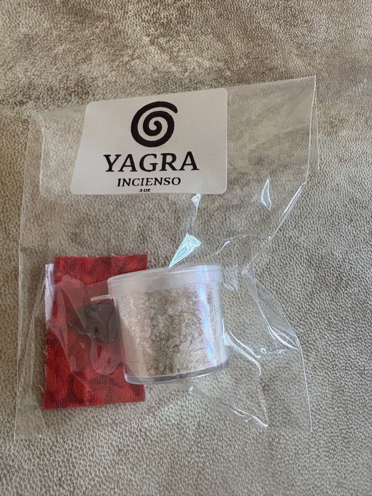 Caldero de barro + polvo yagra +amuleto de cartera bundle
