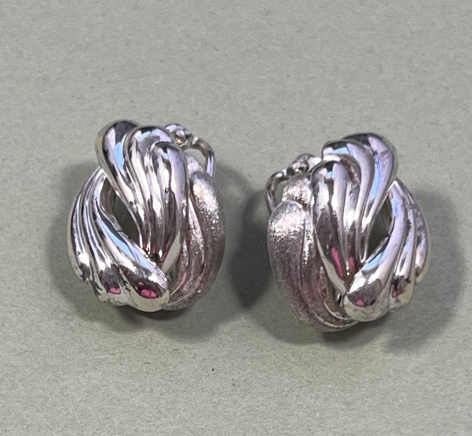 Vintage Classic 925 Silver Round Knot Clip On Earrings Germany Wire Back 7.71g