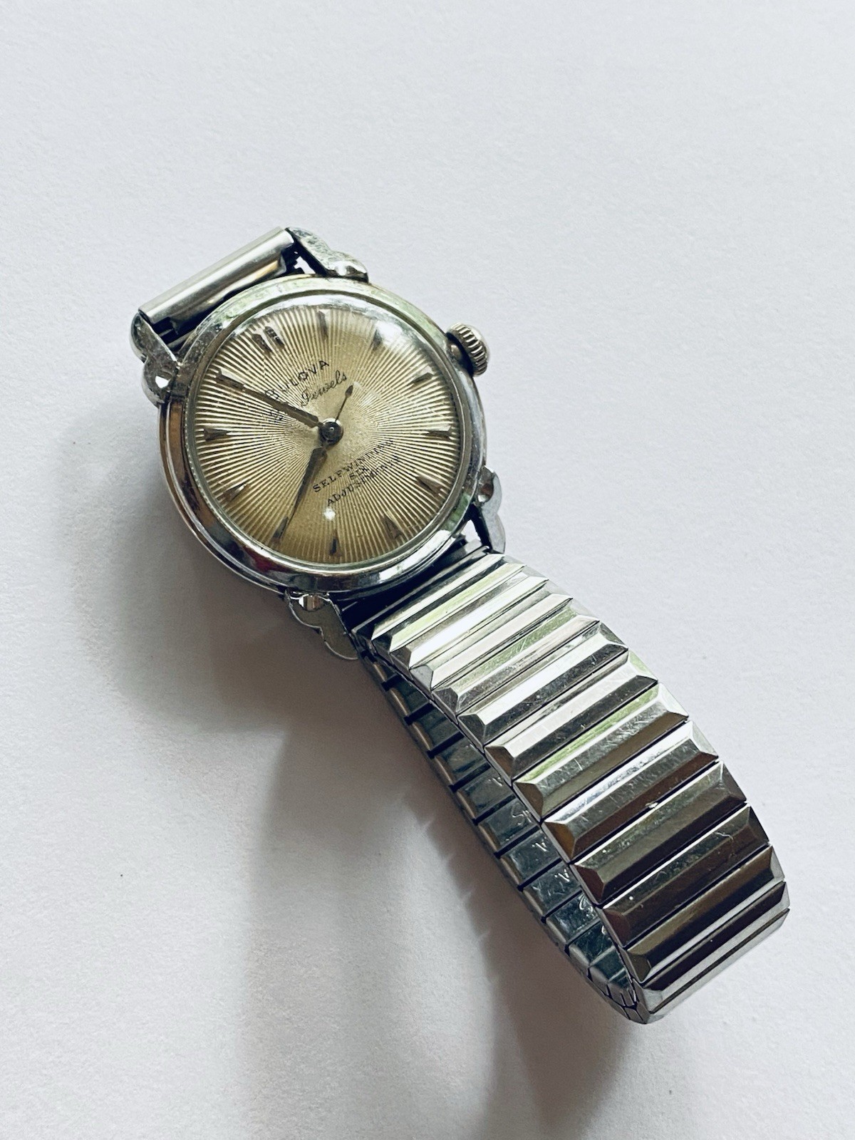 Vintage Bulova Mens 23 Jewel Self-Winding Six Adjust Automatic 32mm Wristwatch
