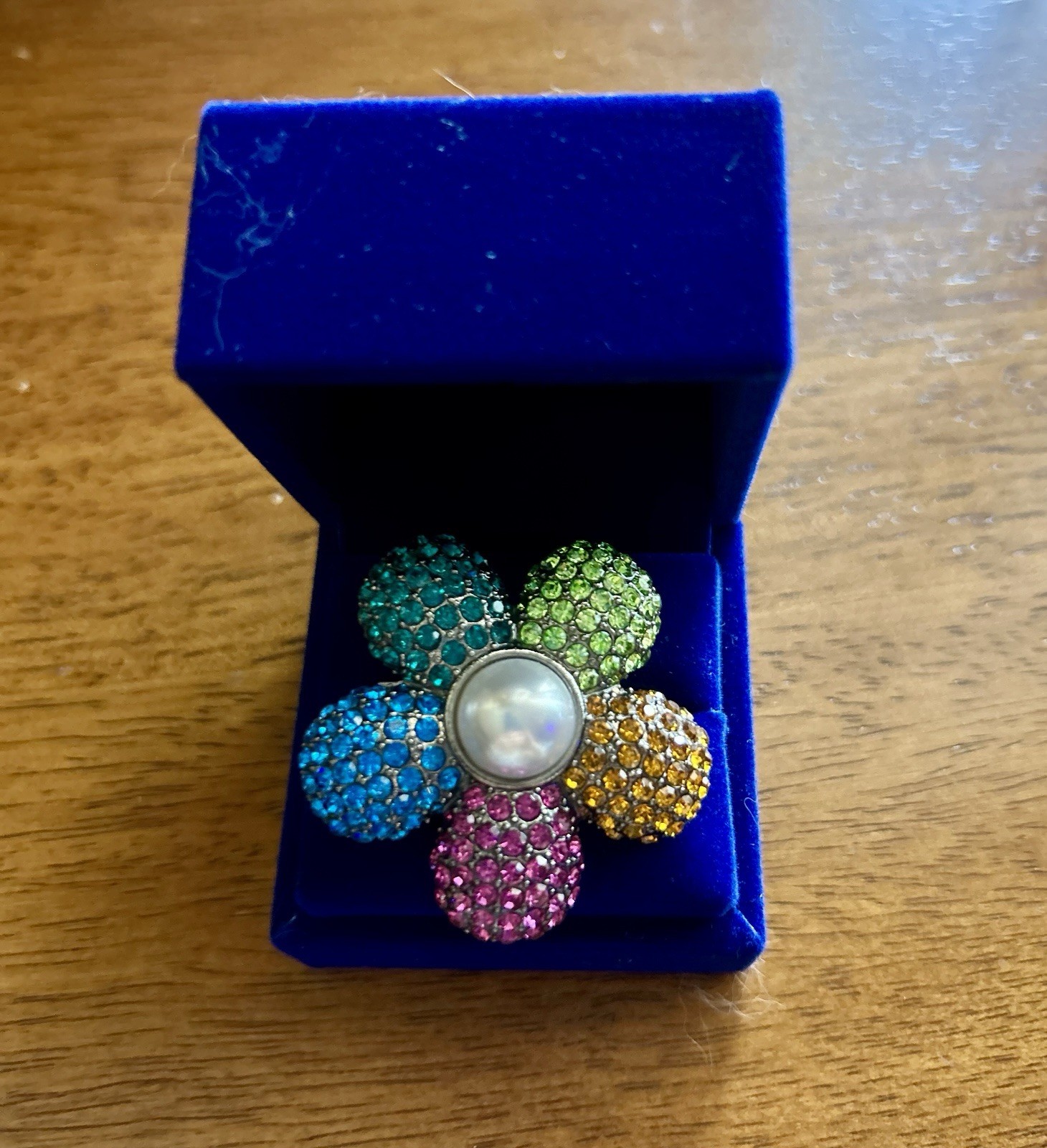 Kurt Geiger London Flower Cocktail Ring Multicolor Rhinestone Faux Pearl Sz 7
