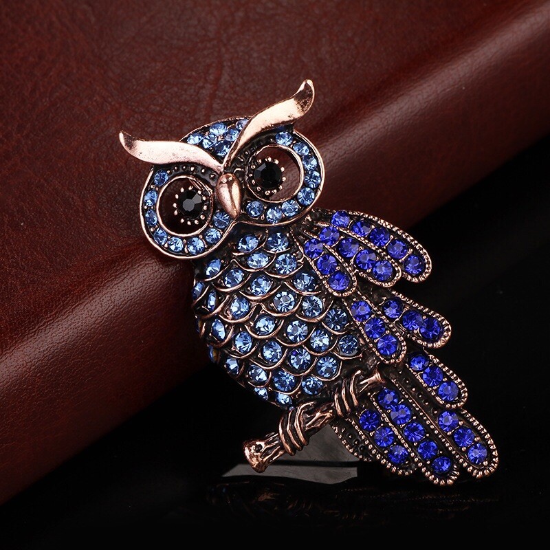 Gift Classic Luxury Owl Bird Gold Tone Brooch Pin Blue Rhinestone Crystal