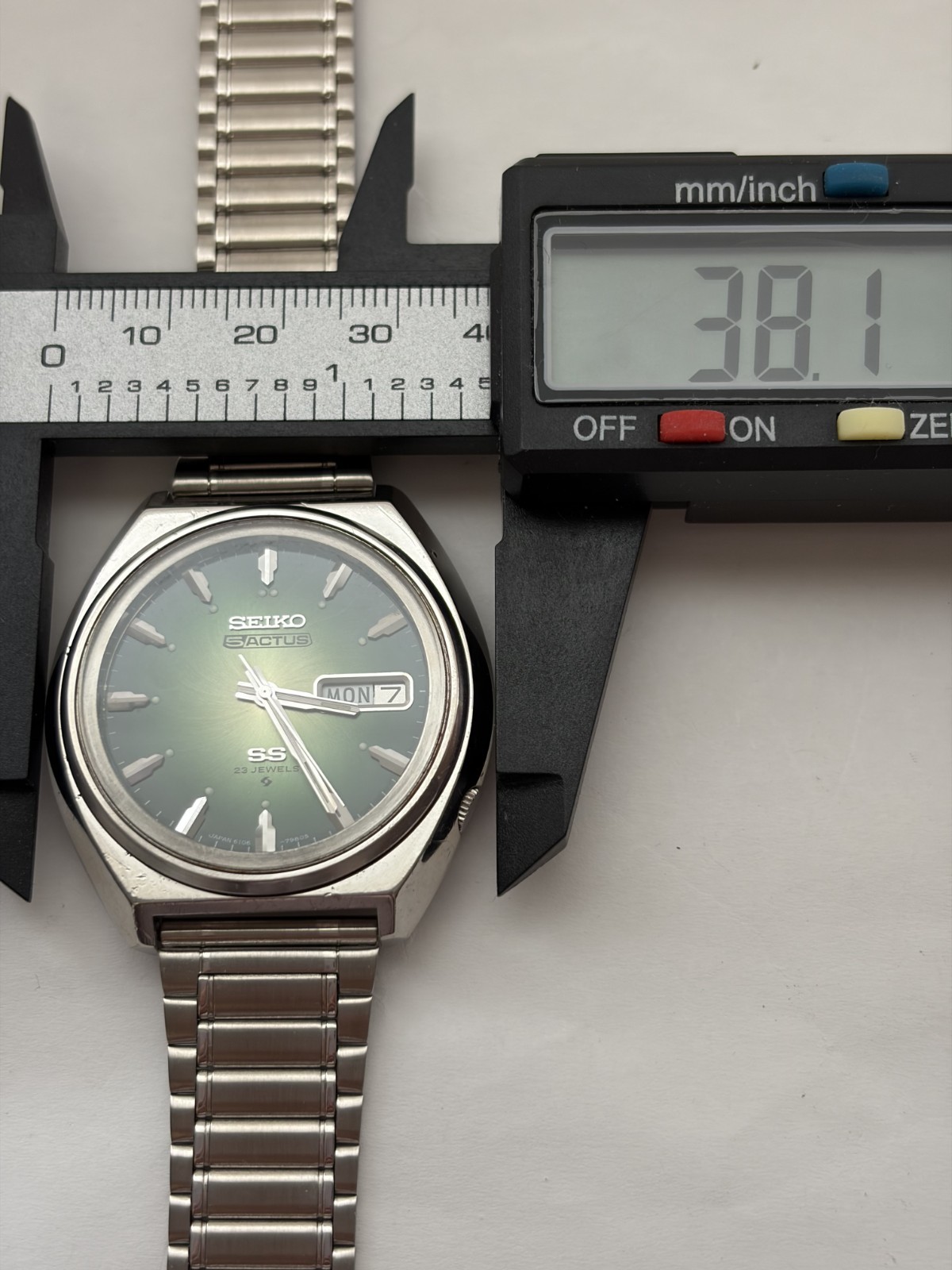 [Exc+5] Vintage 1973 Seiko 5 Actus 6106-7700 Rare Green Dial 23J Automatic