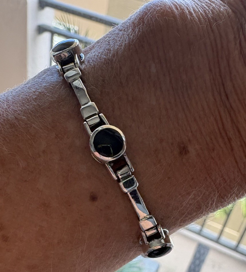 Onyx 6 Round Black, Sterling Silver 925, Bezel Link Bracelet w/Fold-Over Clasp