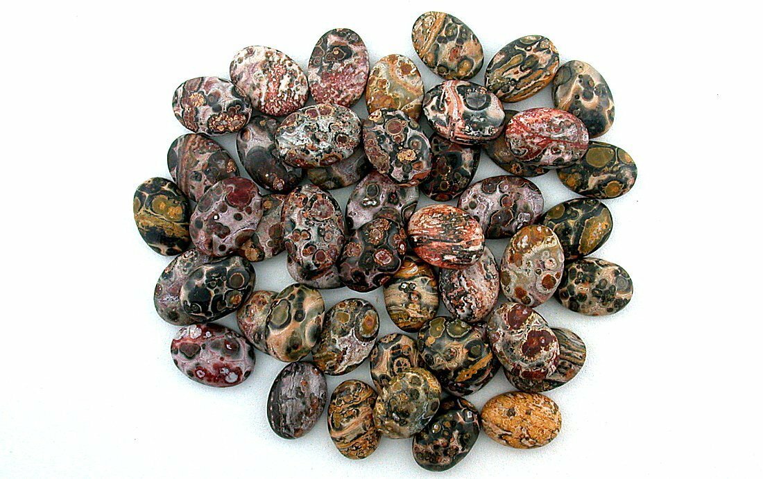 FIFTY 13.5mm to 14mm Length x 9.5mm to 10mm Width Oval Leopardskin Jasper Cab