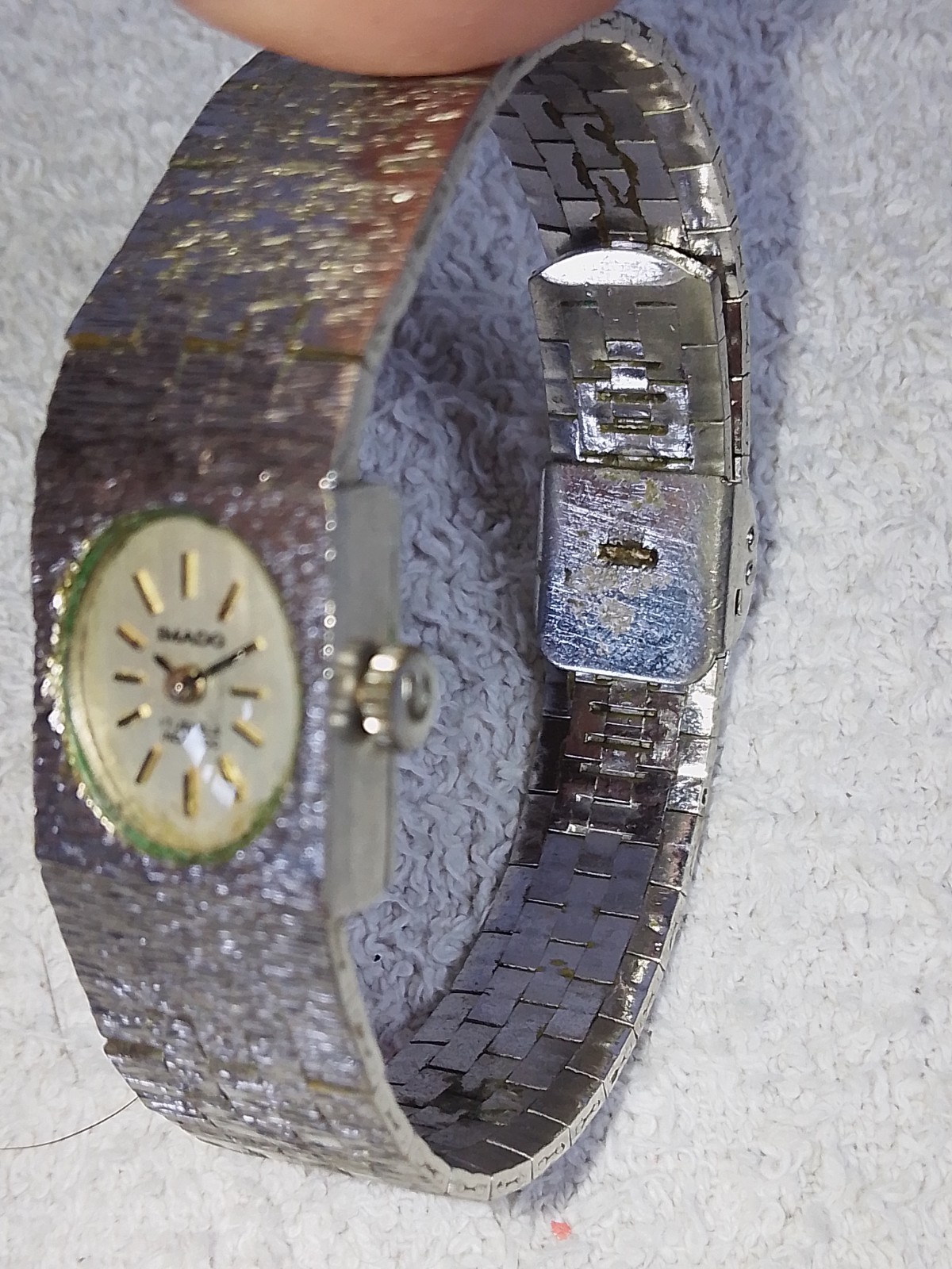 Vintage Imado Ladies Watch 17 Jewels Incabloc Silver Tone Bracelet Untested