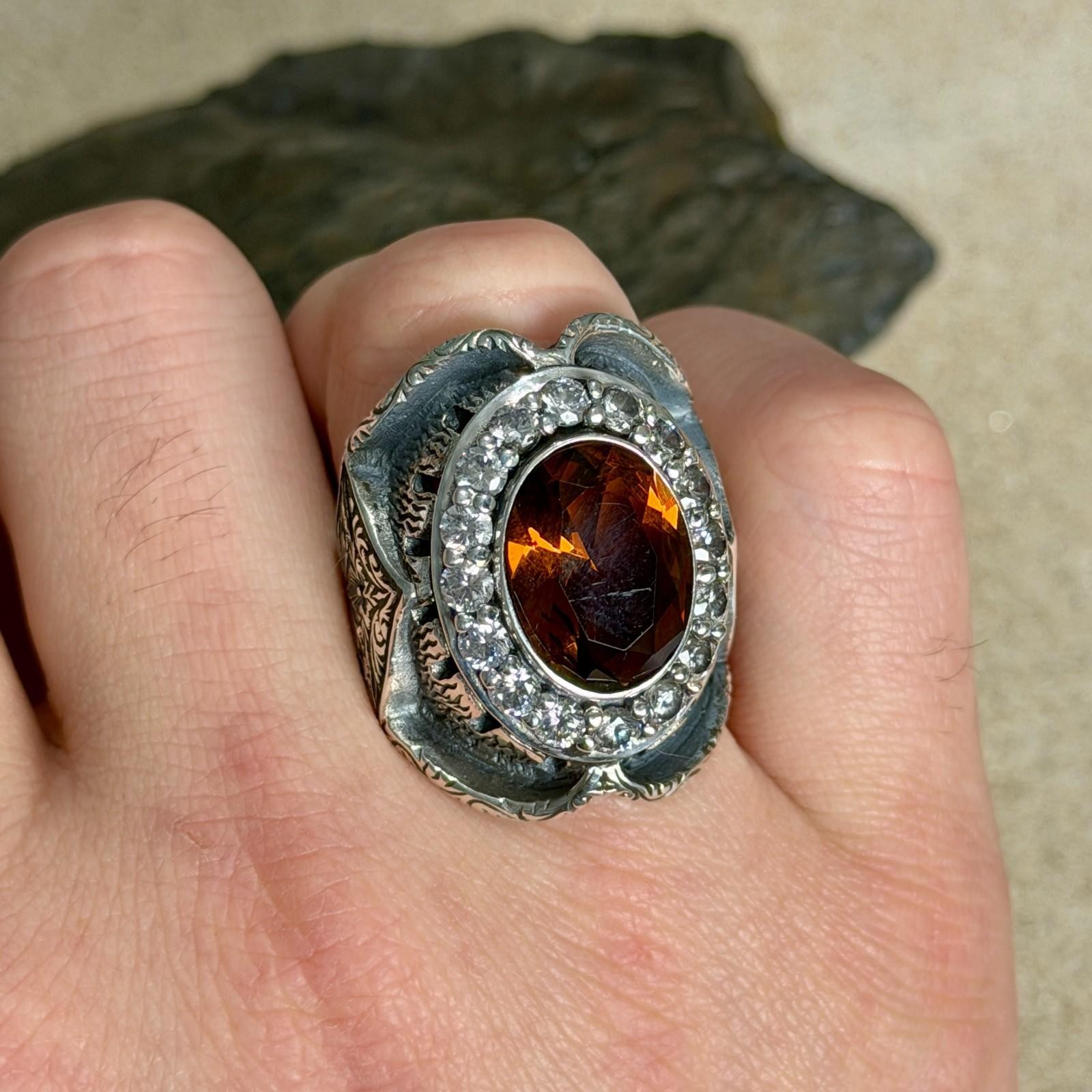 925 Men Handmade Zultanite Alexandrite Gemstone Hand-Engraved Turkish Ring