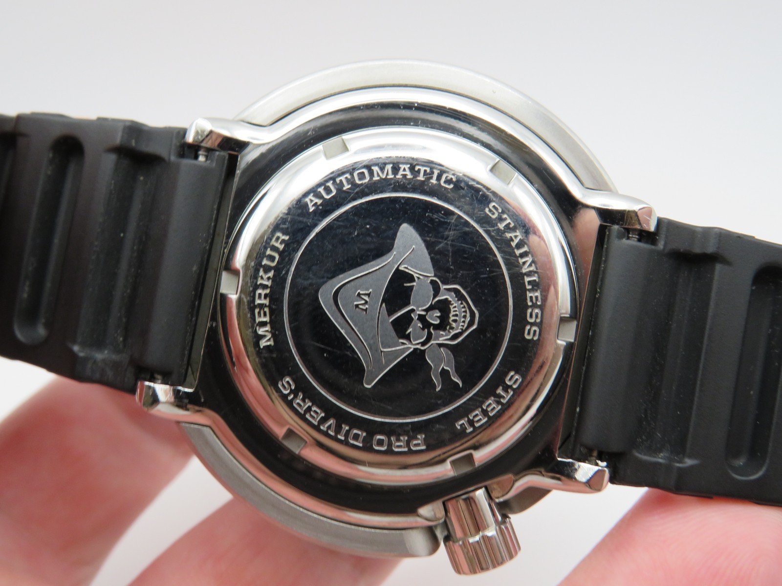 Merkur Oceanmaster Professional 200m Diver men’s automatic wristwatch running