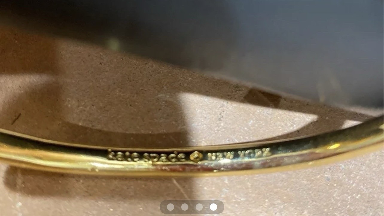 Kate Spade New York Yellow Gold Tone Love Knot Hinged Bangle Bracelet 7″