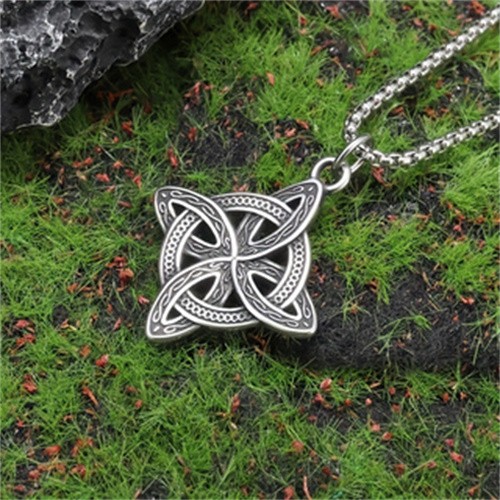 Silver Witch’s Irish Protection Triquetra Trinity Celtic Knot Pendant Necklace
