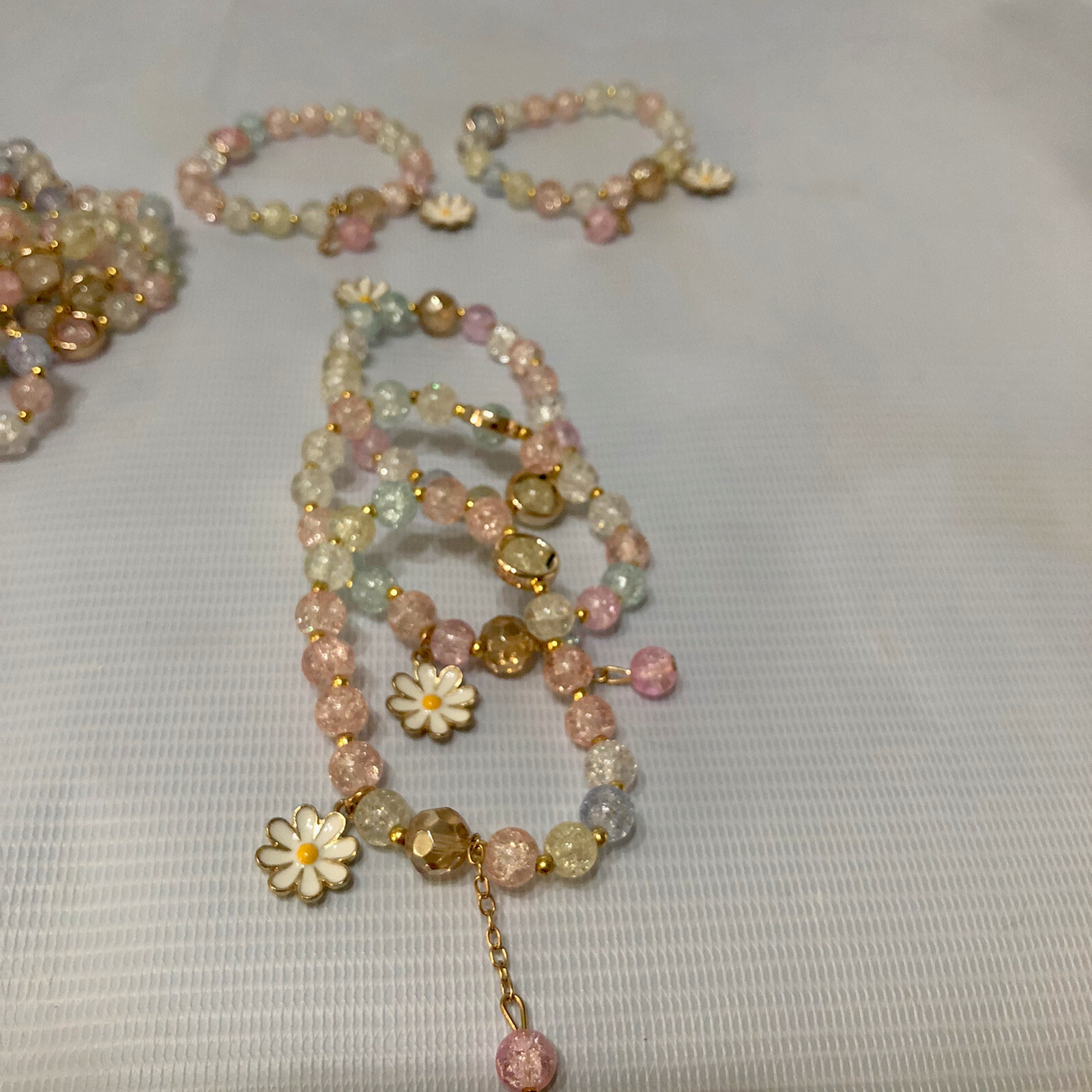 Women’s Beaded Bracelet With Charms 1-pc bracelet Only Can Be Used As Bag Charm