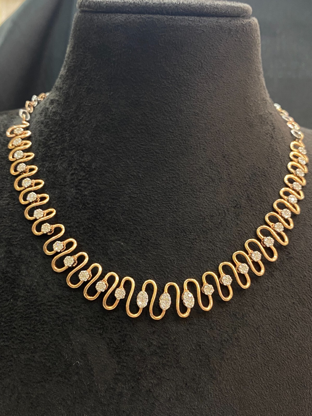 Stunning 1.50 Carats Round Brilliant Cut Natural Diamonds Necklace 14K Rose Gold
