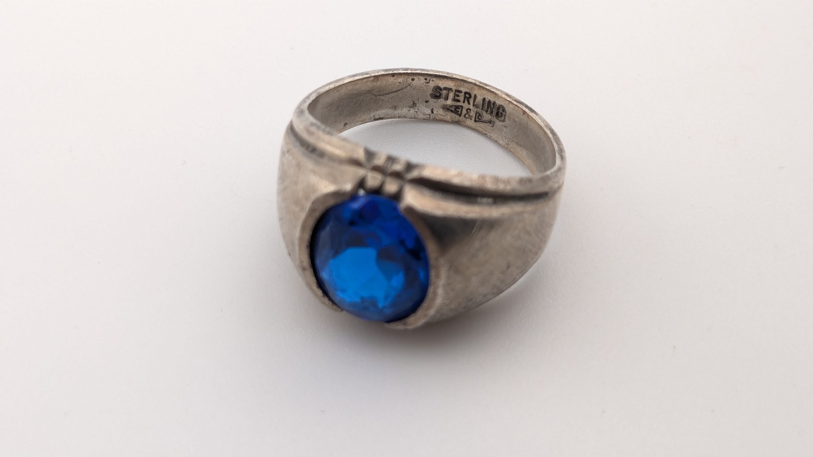 Vintage Sterling Silver Ring Deep Blue Stone Mens Signet C&C Size 9.25-9.5 READ