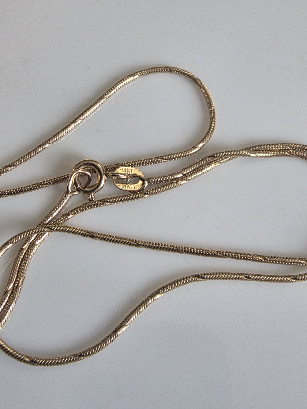14 Kt diamond Cut Snake Yellow Gold Chain solid 3.9g