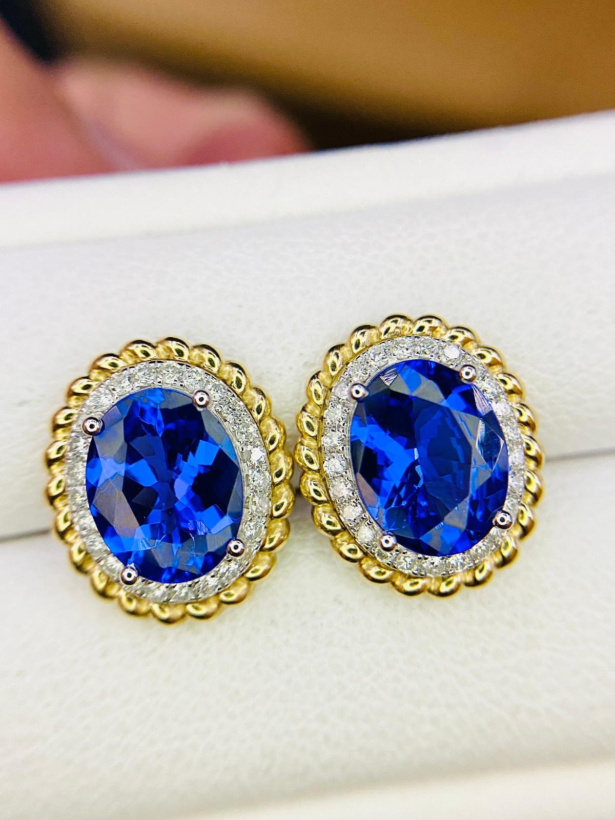 GIL Certified 14K Yellow White Gold Tanzanit & Diamond Earrings Natural Gemstone