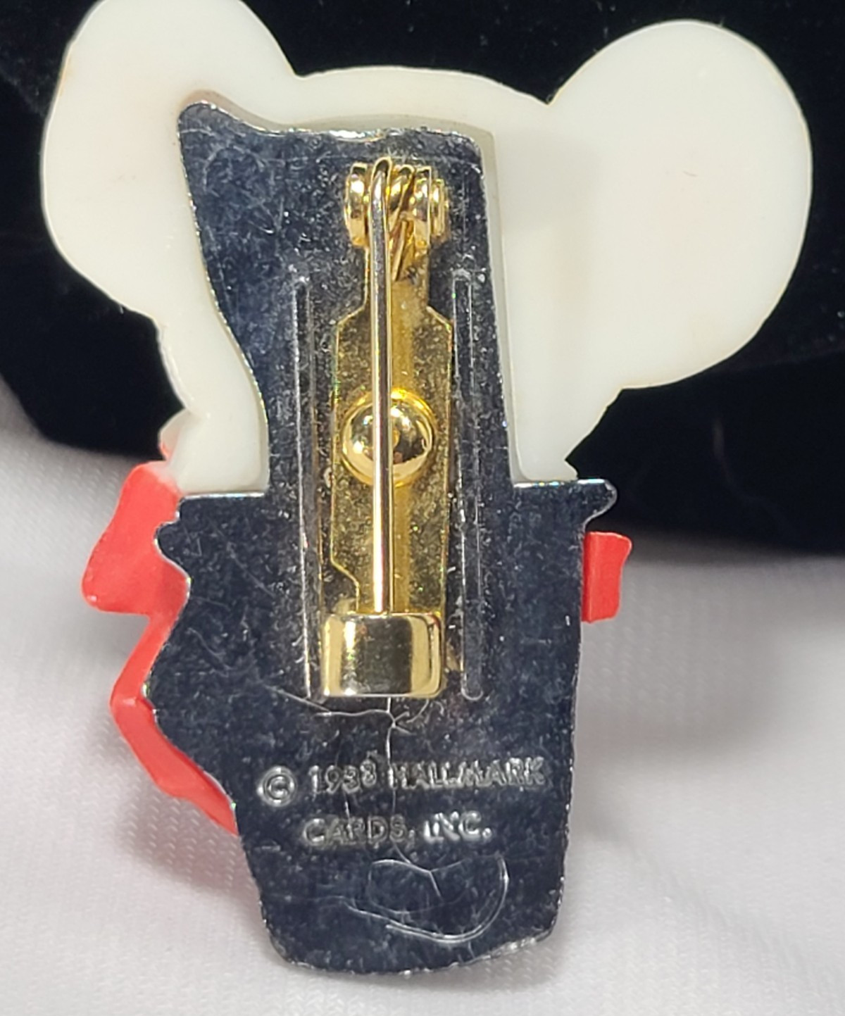 Vintage Hallmark Pin Mouse in A Thimble Happy Holiday Pin 1984 Happy Pin