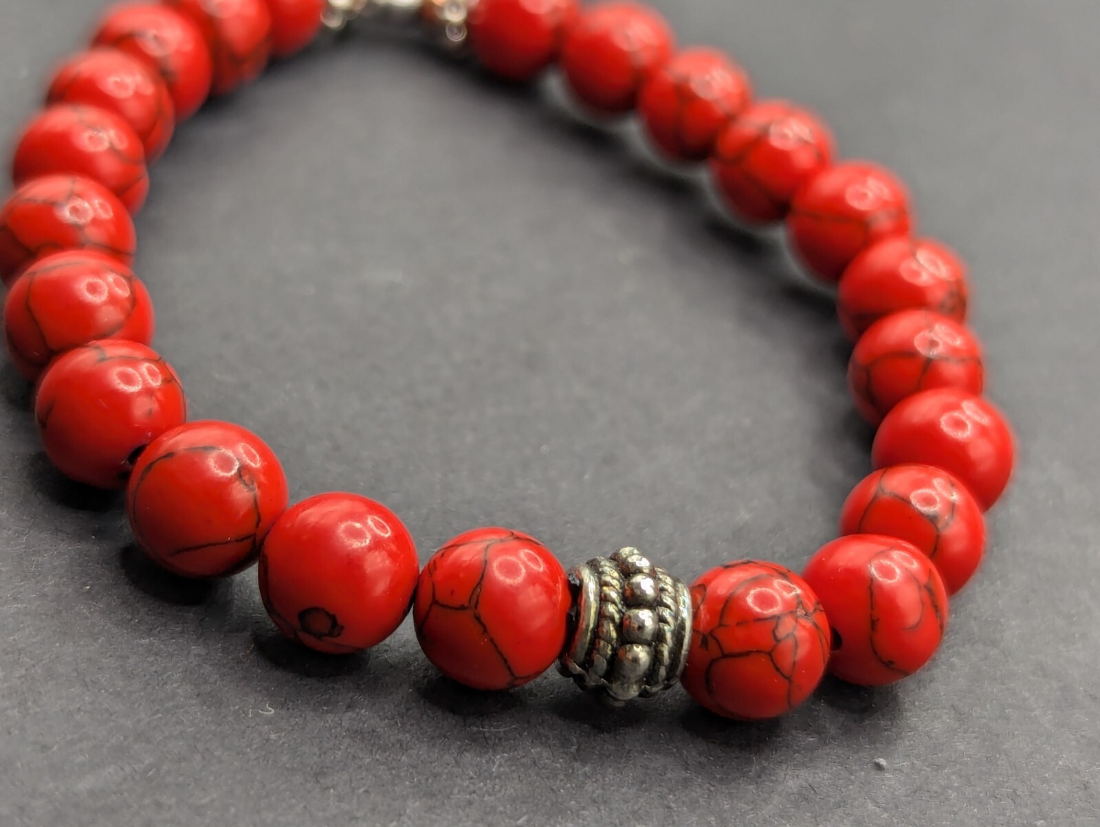 Women’s Stylish Red Howlite Cross Charm Beaded Stretch Bracelet (17cm) S/M Wrist