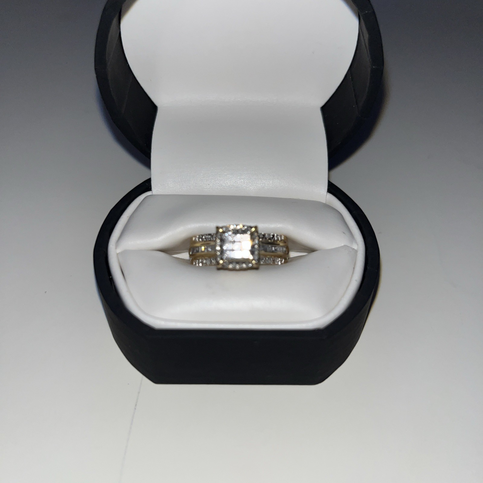 Women’s CT.T.W. 10K Yellow Gold Wedding/Engagement Ring – SIZE 7