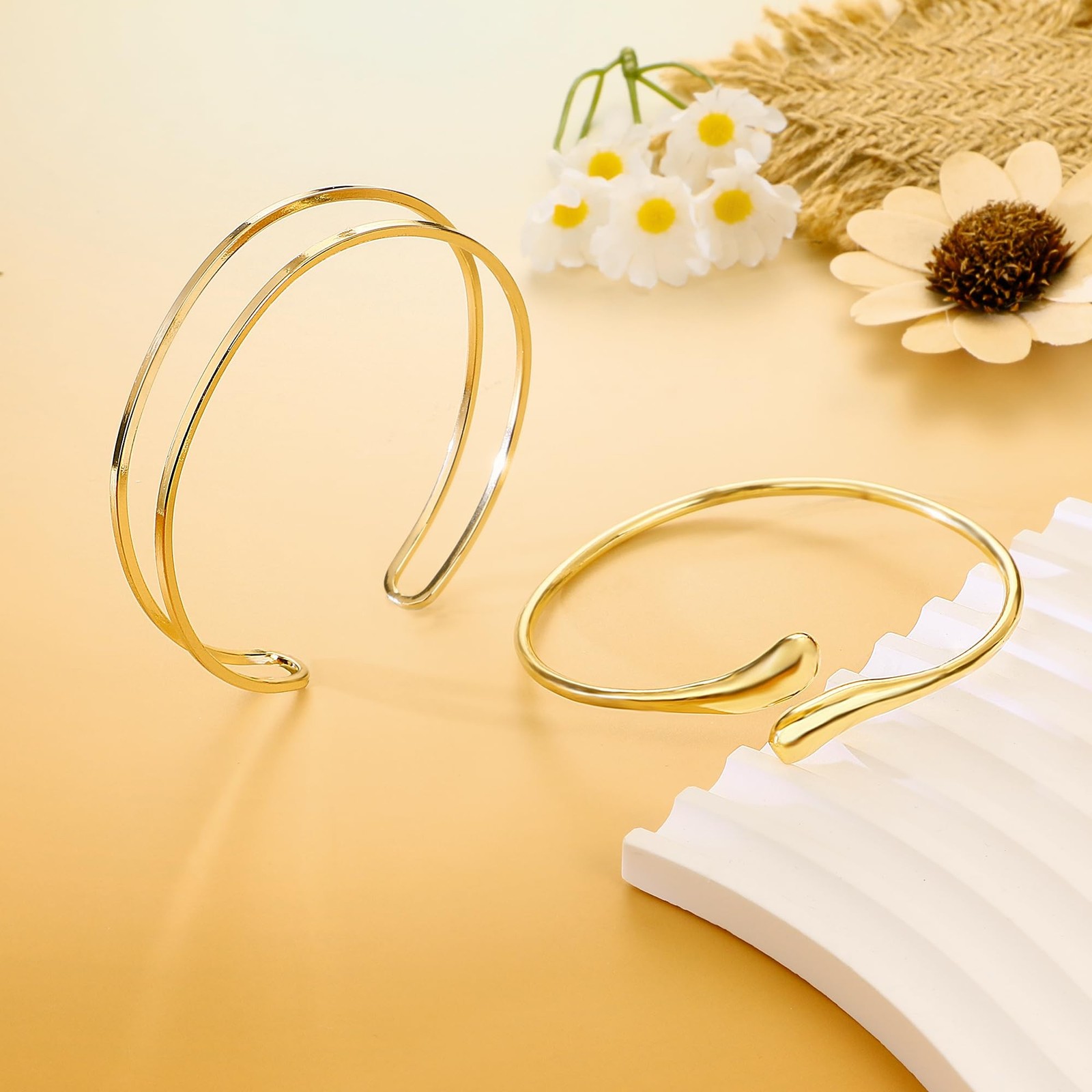PEALICIOUS 2Pcs Chunky Bracelet for Women, Girls Gold Bangle Bracelet 7in Min…