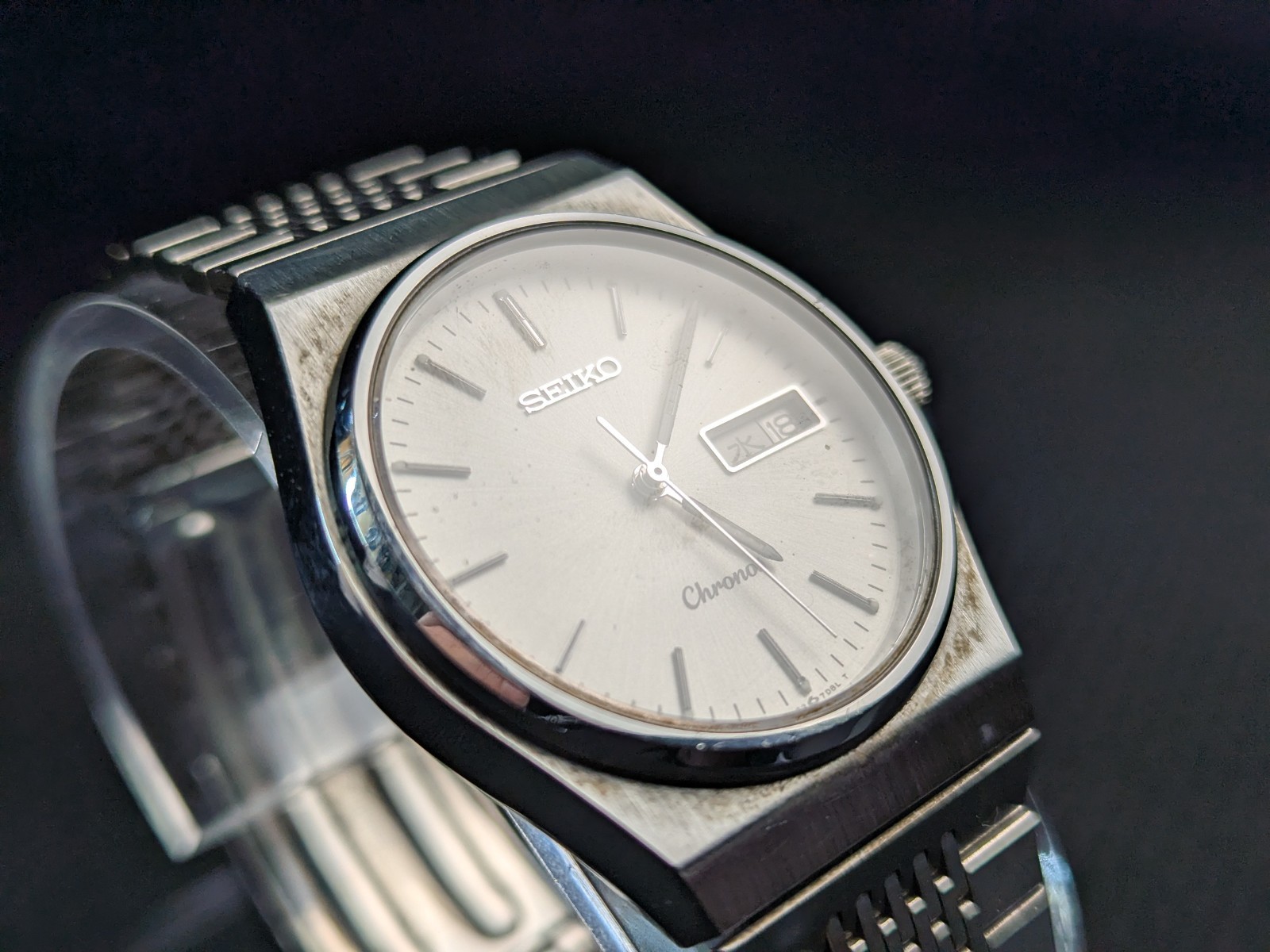 Vintage Seiko Chronos 5H23-7D20 Quartz Day Date Kanji Stainless Mens Watch 6.5″