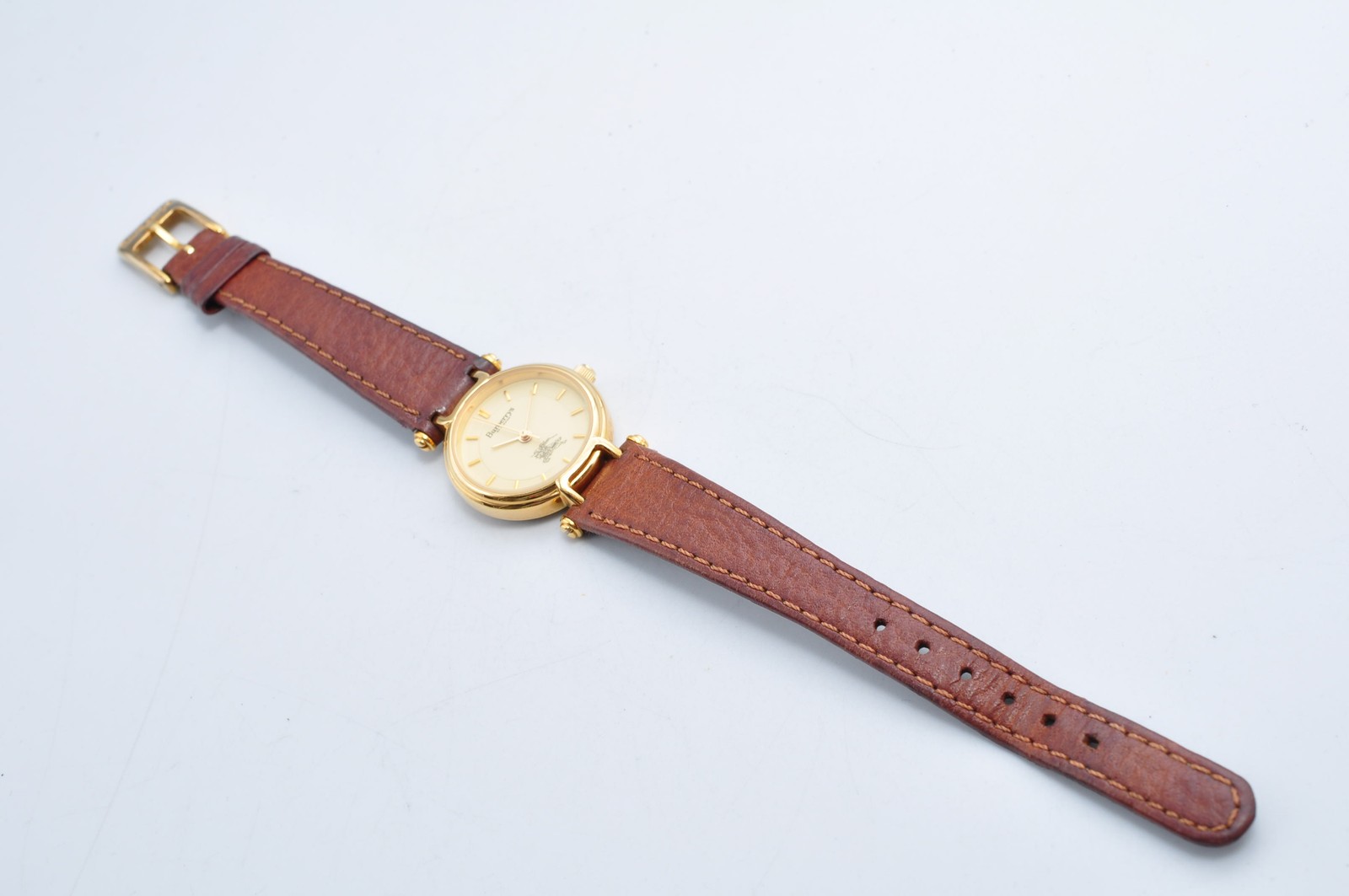 Burberrys OF LONDON 3200 Quartz Watch Analog Round Women w-1388