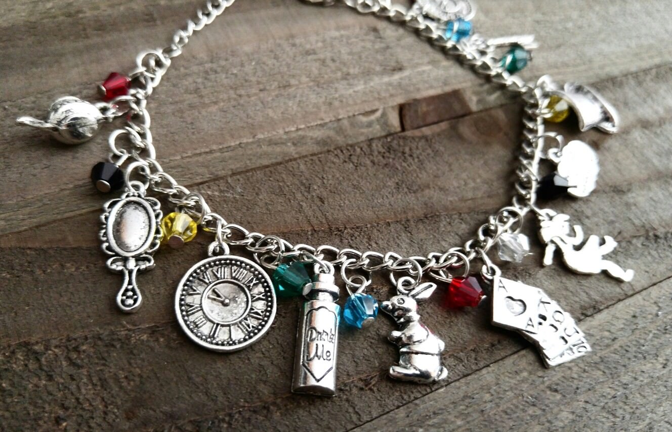 Alice in Wonderland Charm Bracelet Antiqued Silver Fairy Tale Jewelry 7 7/8″